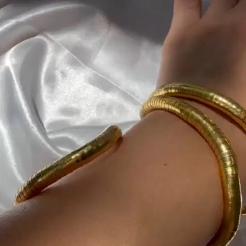 New! Flexible multi purpose serpenti Gold Snake Necklace